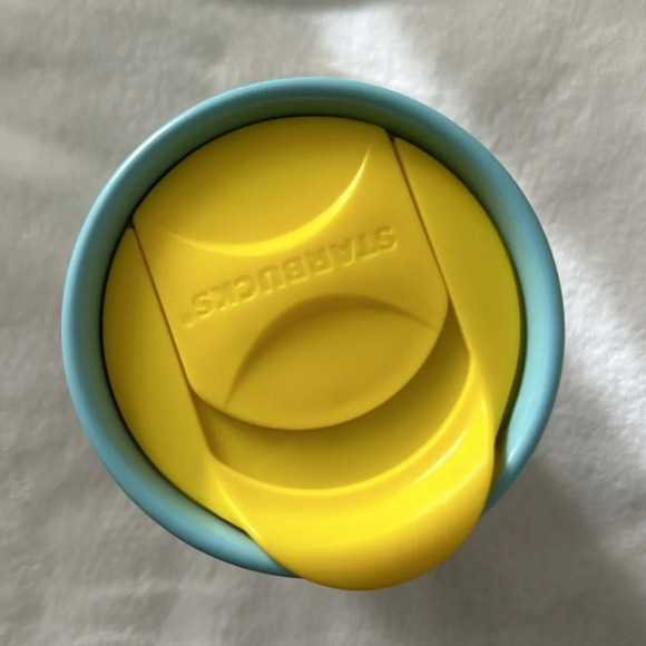 Starbucks Hawaii Travel Mug 🌺☕️​​ - Picture 3 of 3